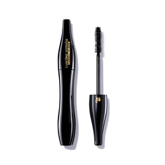 Lancôme Hypnôse mascara bottle close-up shows rich Extreme Black formula for bold look.