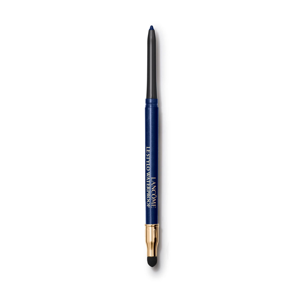 Lancôme Le Stylo Minuit Illusion swatch highlights creamy, long-wear pigment.