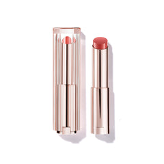 Lancôme Lip Idôle Butterglow balm delivers instant shine on lips.