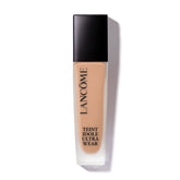 Lancôme Teint Idole Ultra Wear bottle with pump for easy, controlled application.