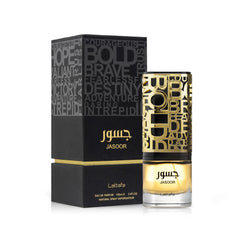 Lattafa Jasoor top notes deliver citrusy brightness at first spray.