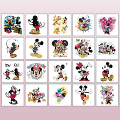 Tatuajes Mickey Mouse con dibujos vibrantes para cumpleaños y celebraciones.