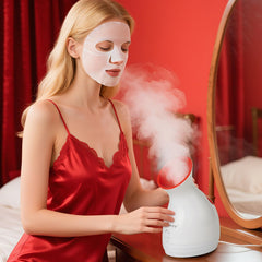 LILY ROY shea butter and lavender oil ingredients for nourishing skin.