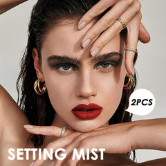 LingHaoLH mist application on the face demonstrates even, quick coverage for daily wear.