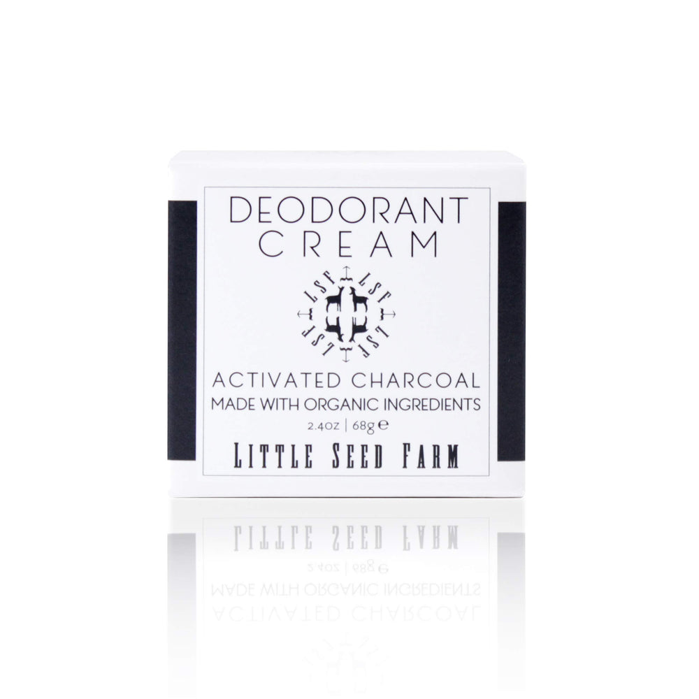 Desodorante Little Seed Farm con carbón activado, aroma limpio y natural.