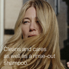 Living Proof phd dry shampoo foam application ready for quick refresh.