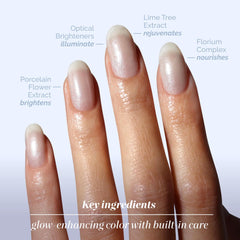 LONDONTOWN Quartz Illuminating Nail Concealer brush stroke highlights easy one-step application.
