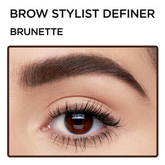Cepillo spoolie de L'Oreal Paris para peinar y definir cejas.
