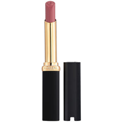 L’Oréal Paris Color Riche labio mate con aplicador delgado para precisión.