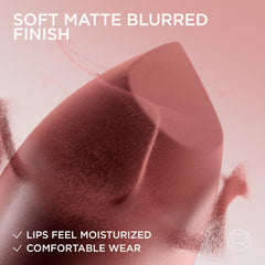 Textura cremosa en labios con Colour Riche Blurred Matte, efecto suave