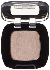 L'Oreal Paris Colour Riche Monos Pain Au Chocolat application with smooth glide