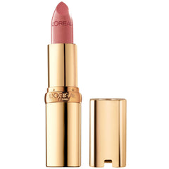 L'Oréal Paris Colour Riche Original, aplicación suave en centro de labios para definición.