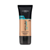 L’Oréal Paris Infallible Pro Glow: botella luminosa para un acabado radiante.