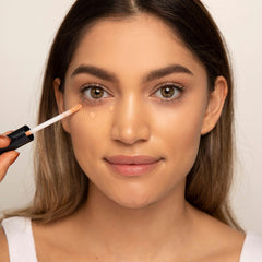 Lune+Aster RealGlow wand demonstrates easy application for bright under-eye area.