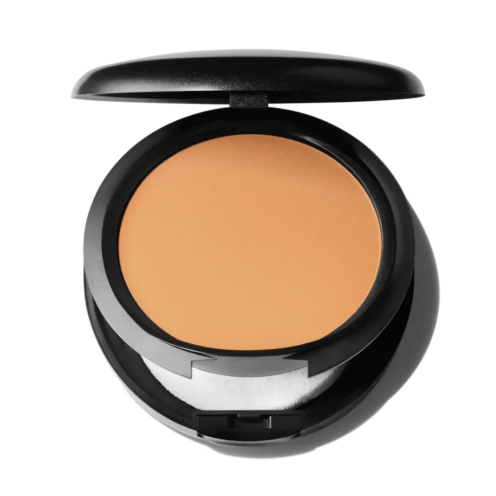 MAC Studio Fix Powder Plus Foundation NC44.5 compact provides long-wearing matte coverage for all-day wear.