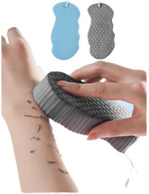 Magic exfoliating sponge blue gray packshot for gentle cleansing and reuse