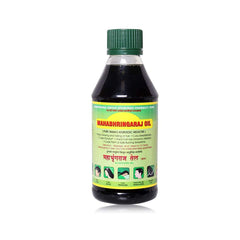 Mahabhringaraj Oil bottle shows 200 ml size for daily scalp care