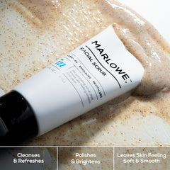 MARLOWE No.122 exfoliante para hombre en acción, aplicación suave para una piel fresca.