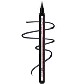 Maybelline Hyper Easy Liquid Pen, punta flexible para trazos suaves.