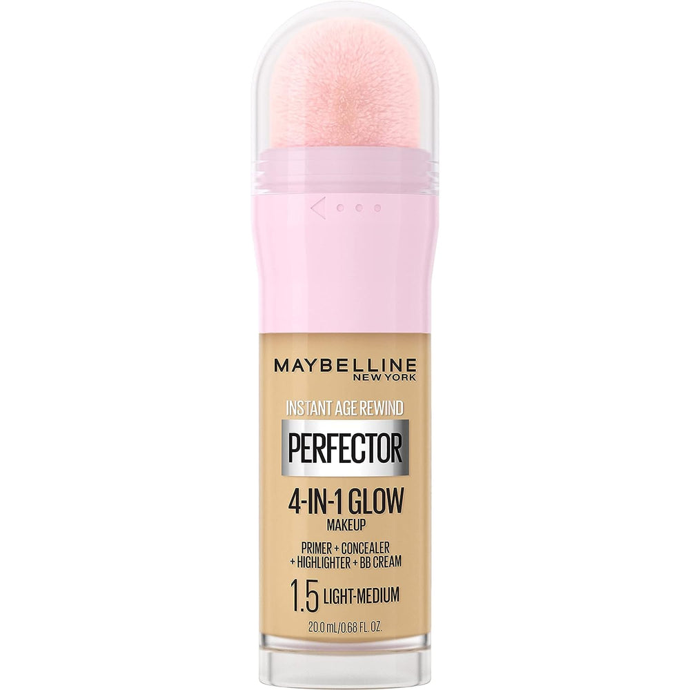 Maybelline Instant Age Rewind Glow con aplicador integrado para una aplicación rápida y homogénea.