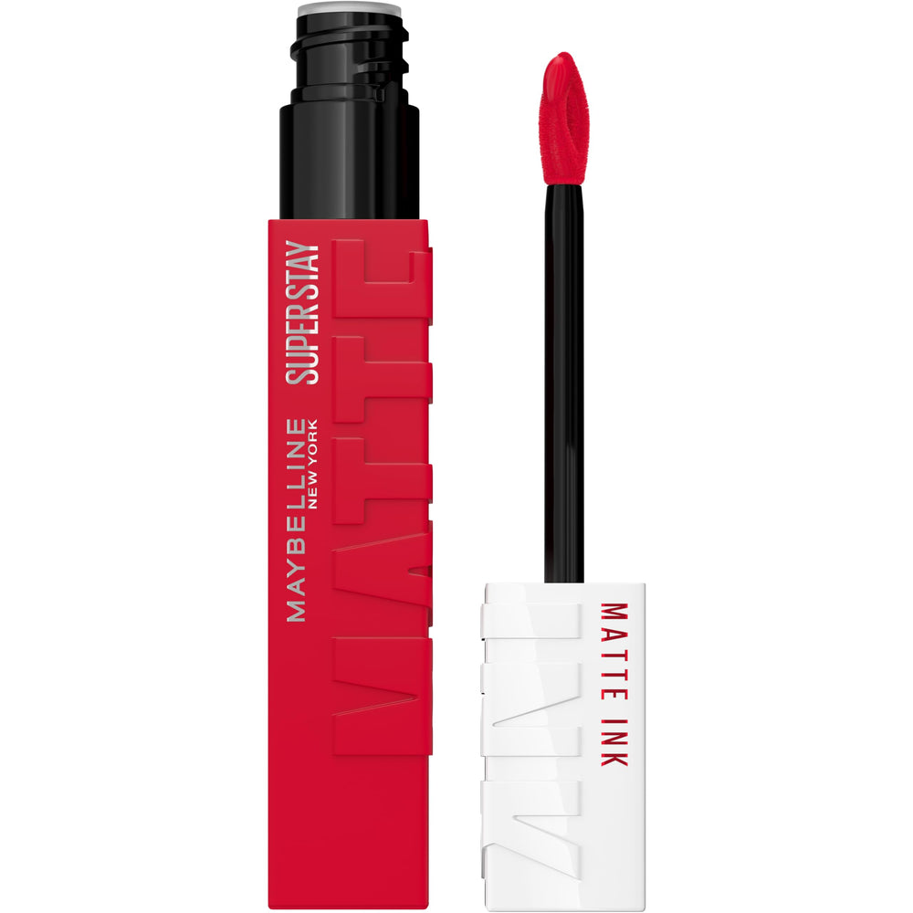 Maybelline Matte Ink Shot Caller: aplicador flecha para precisión y color duradero.