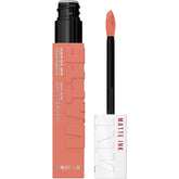 Maybelline Super Stay Matte Ink con aplicador flecha para precisión en labios