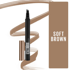 Maybelline TattooStudio Brow Tint Pen con trazos pelo a pelo precisos.