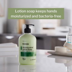 Botella dispensadora McKesson de 18 oz antimicrobiano con aloe para uso diario
