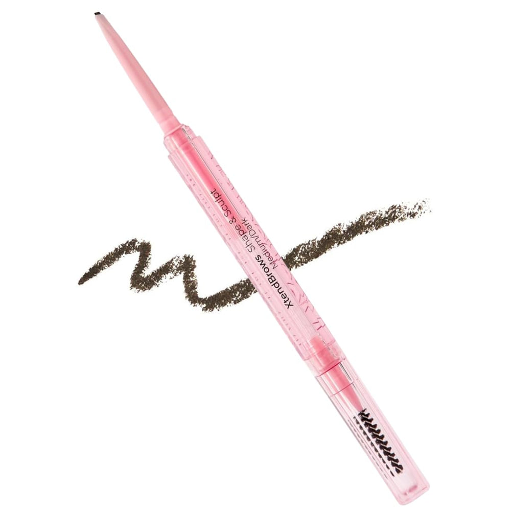 XtendBrows de MCoBeauty con punta triangular para trazos precisos y naturales.