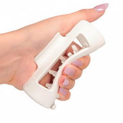 MELLO Original hair clip white front view, showing secure all-day hold