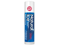 Deslizamiento cómodo del bálsamo Mentholatum en labios durante todo el día.