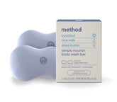Jabón Method Simply Nourish con forma ergonómica para agarre cómodo en la ducha