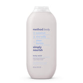 Method Body Wash Simply Nourish, enfoque botella vertido, sensación suave para la piel.
