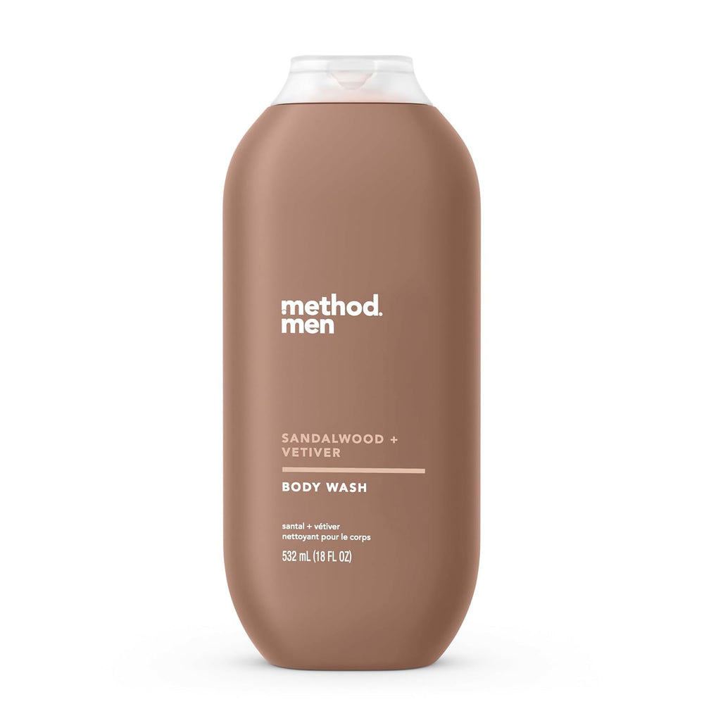 Method Men Body Wash Sandalwood + Vetiver, botella, aroma sofisticado para duchas diarias.