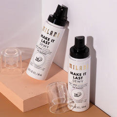 Aplicación en zig-zag del spray Milani para fijar maquillaje y brillar.