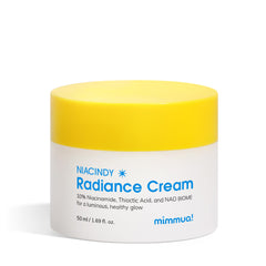mimmua NIACINDY Radiance Capsule Cream bottle close-up showing luxurious texture for radiant skin