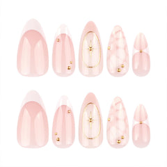 Uñas Mivota con líneas doradas tridimensionales para un estilo sofisticado en ocasiones.