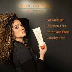 Mixed Chicks Curl Sculptor deja rizos suaves tras secado.