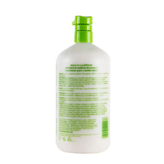 Application on hair demonstrates smooth curls with Mixed Chicks Kids Leave-In Conditioner
