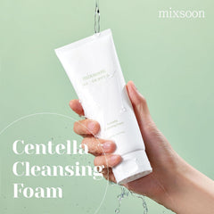 Mixsoon Centella Textura Cremosa ofrece sensación suave y facilita la formación de espuma.