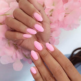 Modelones uñas adhesivas rosas en almendra, listas para uso inmediato.
