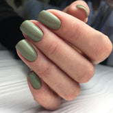 Modelones uñas postizas verdes corta cuadradas: acabado pulido y duradero para uso diario