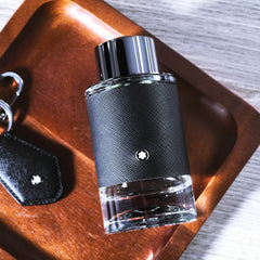 Montblanc Explorer spray mist captures the aromatic release of bergamot and woods