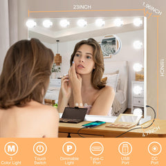 Moonee 10x magnifier offers precise detail for eyeliner and brows.