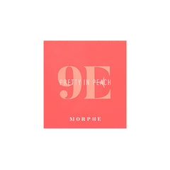 Aplicación suave con Morphe 9E Pretty In Peach para delinear e iluminar ojos.