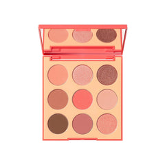 Paleta Morphe 9E Pretty In Peach para maquillaje versátil con sombras intensas.