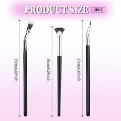 Mozeat Lens folding angle scalloped lash brush defines lashes with minimal clumping.