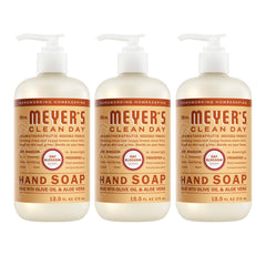 Mrs. Meyer's Clean Day jabóN de manos en botella tres-pack para uso diario.