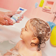 Mustela aceite de aguacate y karité: ingredientes naturales para hidratación suave.