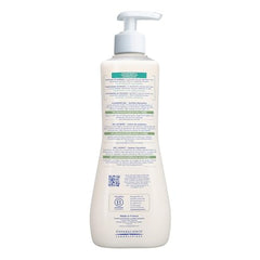 Close-up of tear-free Stelatopia formula for newborn skin care